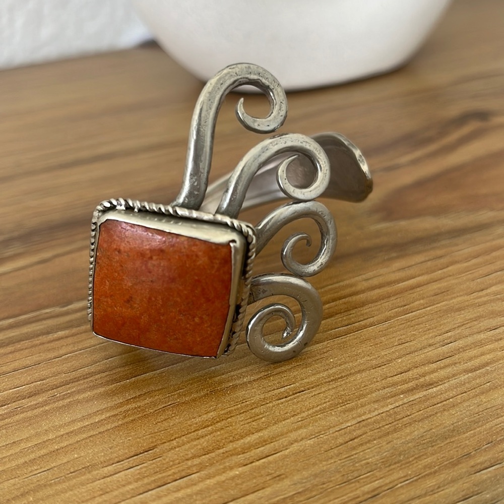 Oneida Community Silver Bangle - Picture 7 of 11